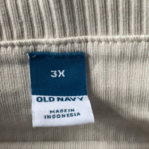 Off-Shoulder Ribbed Top - Picture 6 of 7